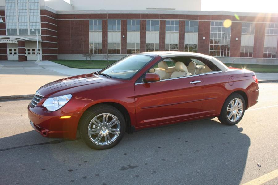 Chrysler Sebring Limited Convertible 2008 года  (фото 6 из 27)